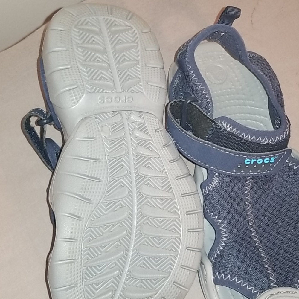 Kids Crocs - Picture 3 of 4